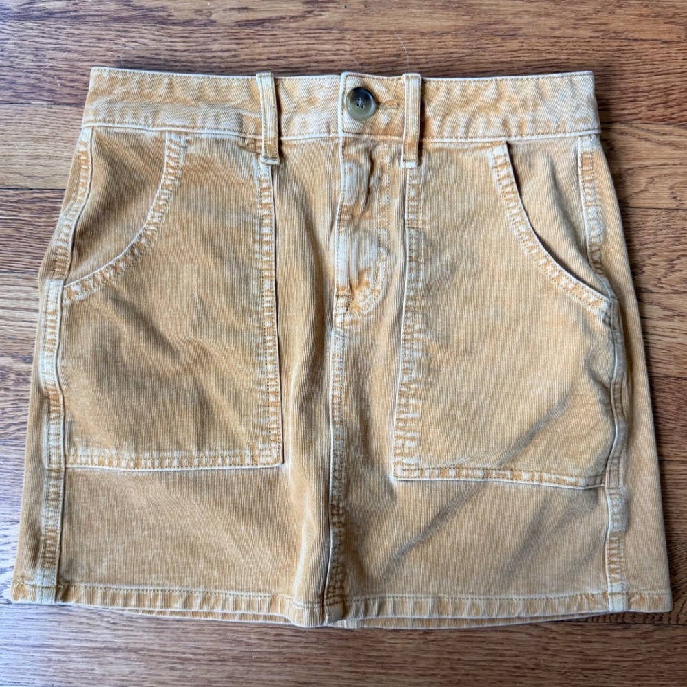 American Eagle Mustard‎ Yellow Corduroy Mini Skirt Super Stretch Size 00 Regular